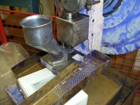 Pharmaceutical tablet press