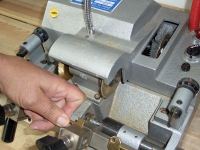 Key Cutting Machine RST TM800