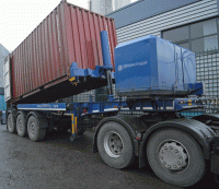 Trailer (Skeletal) with bulk discharge system